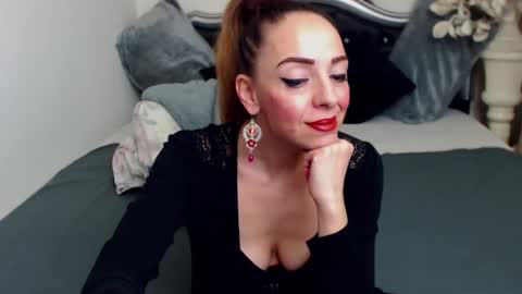 aylynrichard online show from December 21, 12:04 am