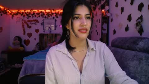 Snapshot of azaaharziz chatting on March 3, 2:42 pm Azahar online show from March 3, 2:42 pm