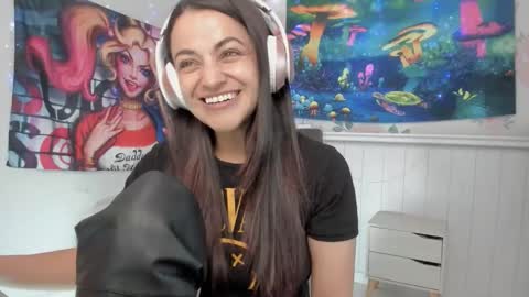 Azucena R online show from December 5, 6:53 pm