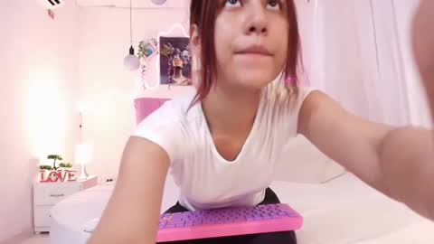 Snapshot of azul_horny chatting on October 2, 10:04 pm PRINCESS AZUL. online show from October 2, 10:04 pm