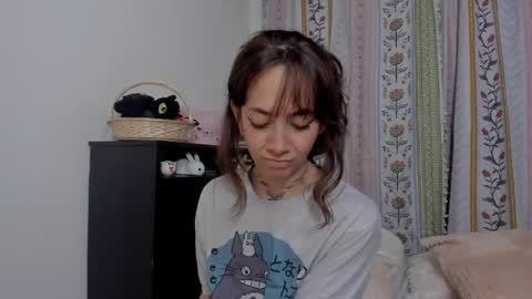 azumi saan online show from May 6, 2:37 am