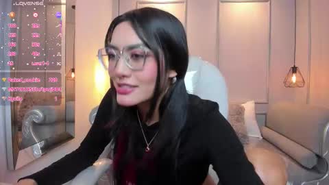 Azura online show from October 21, 7:40 pm