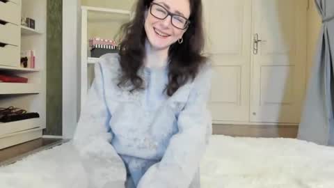 Snapshot of babby_jewel chatting on January 7, 11:05 am babby_jewel online show from January 7, 11:05 am