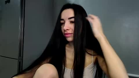 babe Sara3 online show from January 18, 11:00 am