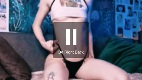 babe_moister online show from December 4, 6:04 am