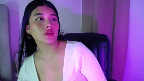 BABY HONEY online show from December 15, 5:02 am