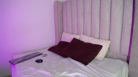 BABY HONEY online show from January 17, 1:47 am