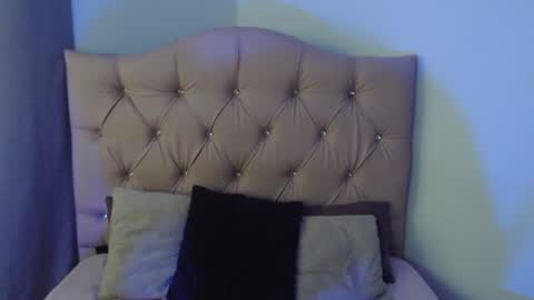 BABY HONEY online show from December 21, 2:19 am