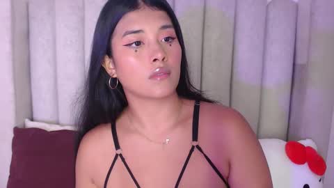 BABY HONEY online show from February 27, 1:05 am