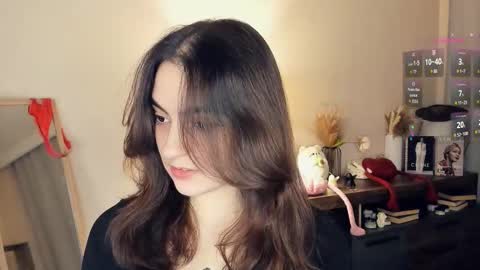 Emily online show from November 1, 7:12 am