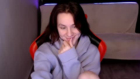 baby_kitte online show from December 16, 6:05 pm