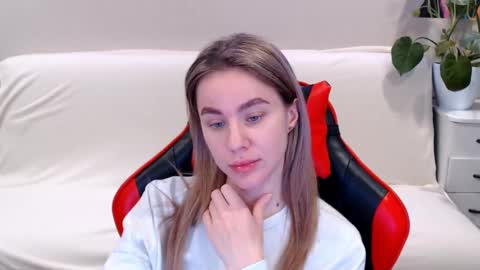 baby_kitte online show from February 20, 2:18 am