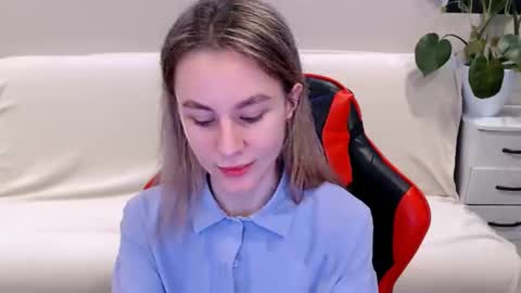 baby_kitte online show from February 25, 5:41 am