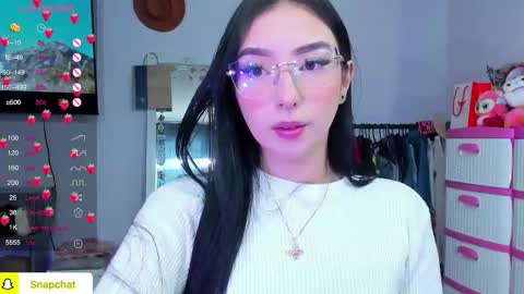Snapshot of baby_lily1 chatting on October 17, 10:18 am lily online show from October 17, 10:18 am