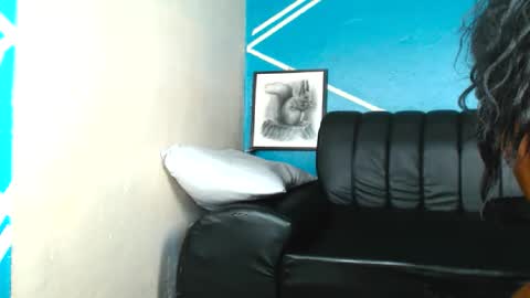 Snapshot of baby_petite1 chatting on October 18, 2:47 am Baby Petite online show from October 18, 2:47 am