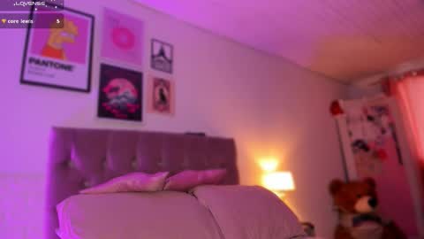 Mariana  online show from March 26, 9:16 pm