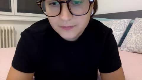 BabyElodie12 online show from October 10, 11:37 am