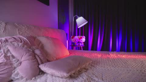 Olivia online show from March 29, 4:39 pm