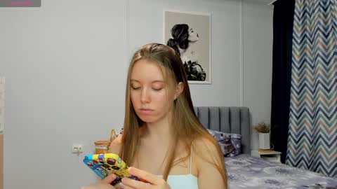 Kira online show from January 19, 9:45 pm