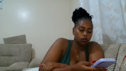 bambi_e online show from July 1, 11:59 pm