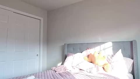 Bambi Farrina online show from November 21, 8:22 pm