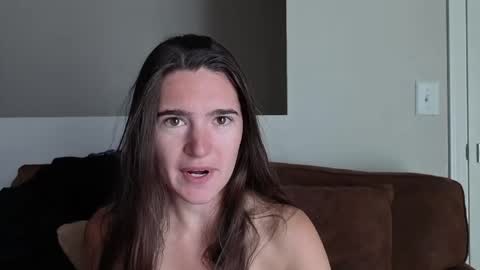 Bambi Farrina online show from May 22, 4:05 pm
