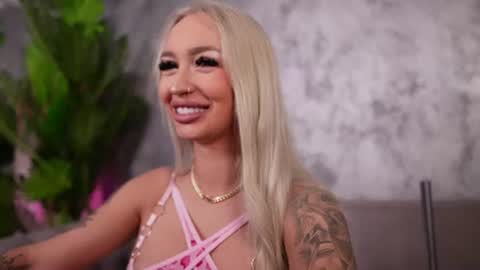 Bambi online show from June 30, 3:06 am