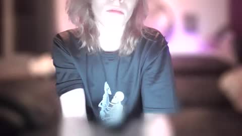 charliejones online show from December 2, 11:07 pm