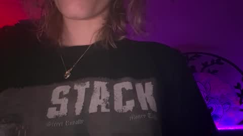 charliejones online show from November 22, 7:49 pm