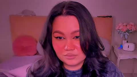 Barbie Kim online show from March 1, 7:37 pm