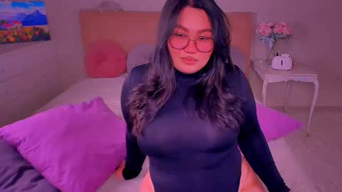 Barbie Kim online show from February 17, 9:00 pm