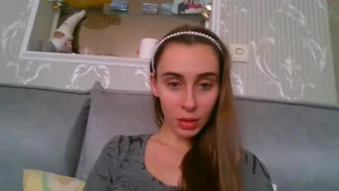 Snapshot of barbie_giirls_ chatting on February 3, 9:30 am Kate online show from February 3, 9:30 am
