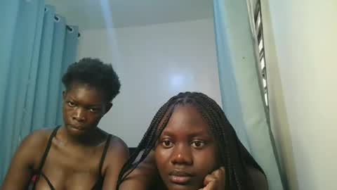 queen online show from March 23, 9:48 am