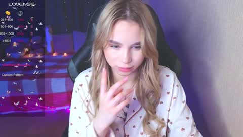 Eva online show from December 6, 12:34 am