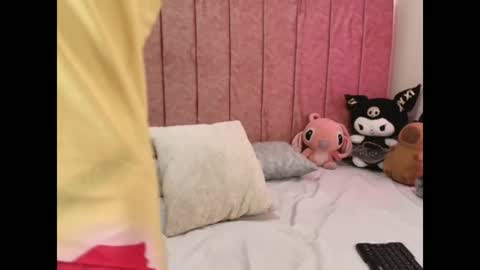 barbiie_98 online show from August 8, 2:19 am