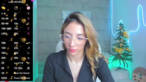 Snapshot of barbiie_scoth chatting on December 22, 7:31 pm Barbie Scot online show from December 22, 7:31 pm