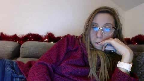 Lena online show from January 9, 5:50 pm