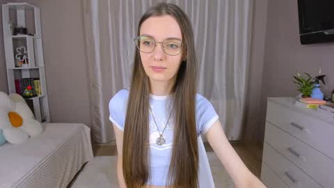 Snapshot of bb_lourels_ chatting on February 1, 4:54 pm Lourel I will be here on and online show from February 1, 4:54 pm