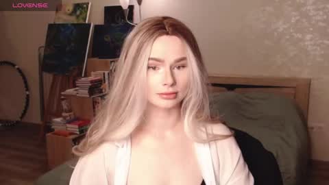 Snapshot of bbj_one chatting on October 19, 1:46 pm bbj_one online show from October 19, 1:46 pm