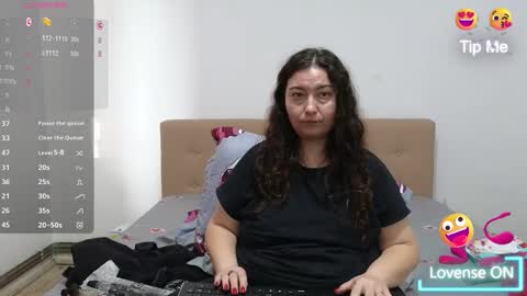 Emma online show from February 11, 2:18 pm