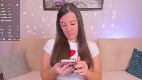 Lola online show from November 30, 7:12 am