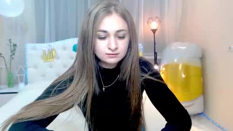 Snapshot of beataangel chatting on October 4, 8:31 am beataangel online show from October 4, 8:31 am