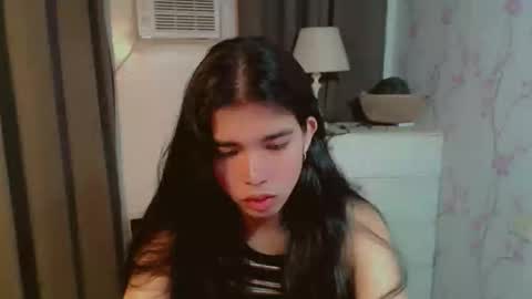 TRIXIE online show from April 1, 1:41 pm