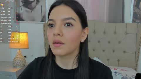 Ariana Reyes online show from November 17, 12:39 pm