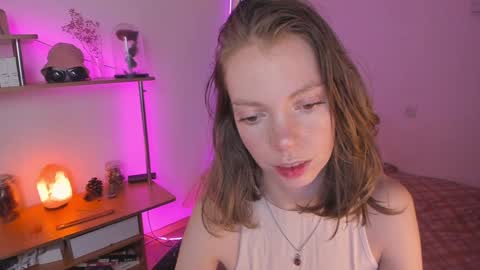 Snapshot of beautyeliise chatting on January 24, 2:19 pm Eliise online show from January 24, 2:19 pm