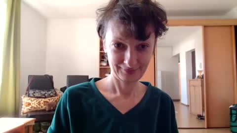 Raluca online show from May 5, 12:30 pm