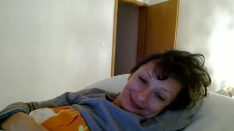 Raluca online show from January 13, 9:09 pm