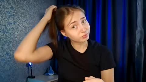 Melissa online show from May 2, 8:39 am