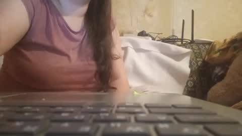 Snapshot of beckyanderson_ chatting on October 8, 9:19 pm Becky online show from October 8, 9:19 pm