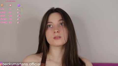 BeckyMartens come join me on    while im offline here  online show from April 10, 4:18 am